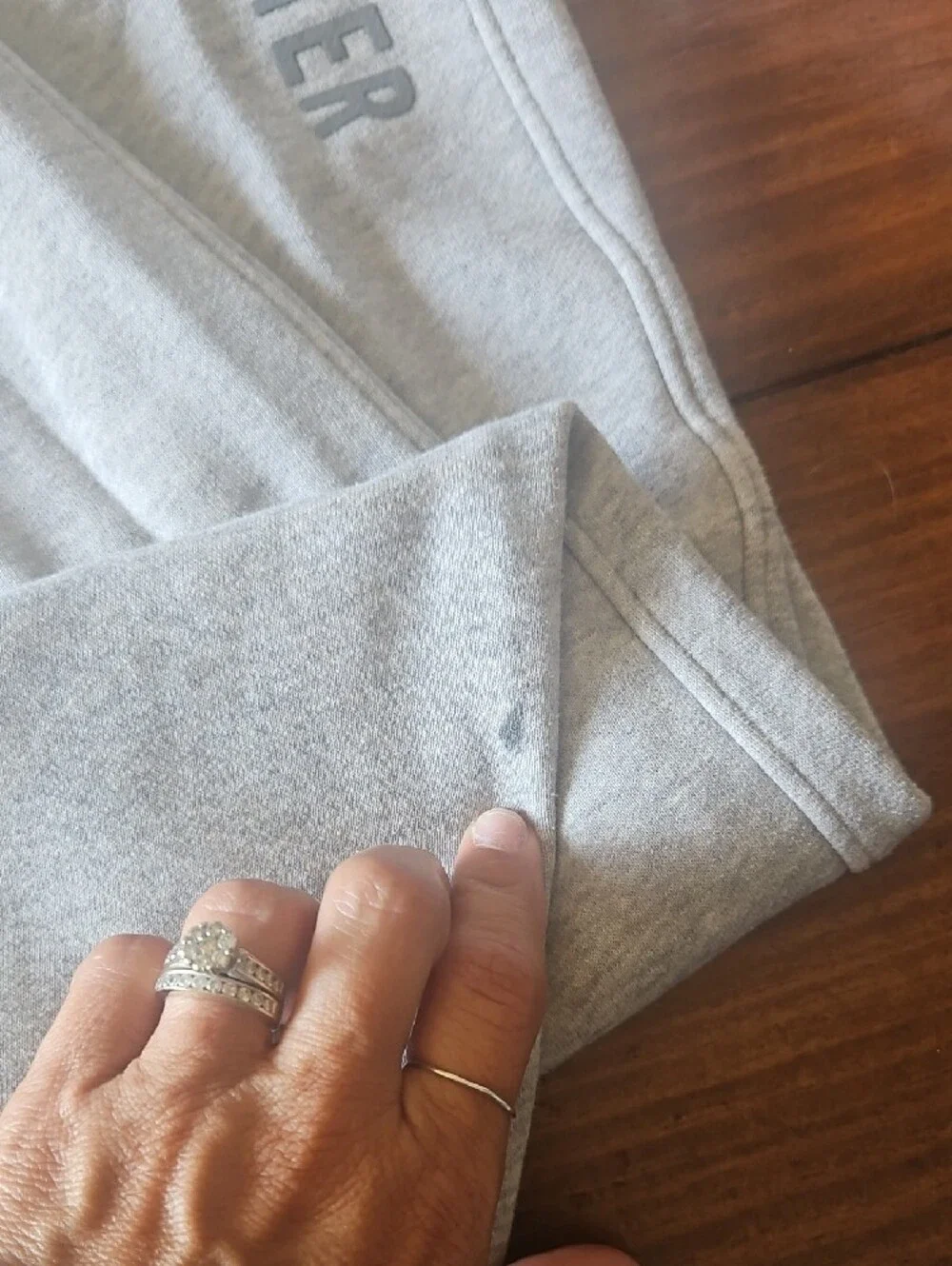 Hollister Light Gray Men's Joggers Sweatpants